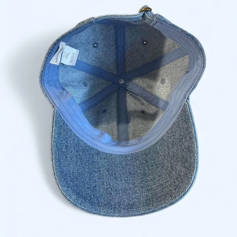 Vintage‎ look blued denim hat by Universal Thread